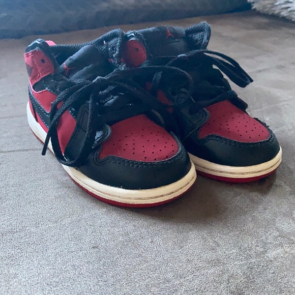 Children’s Nike Jordan’s - Picture 1 of 6